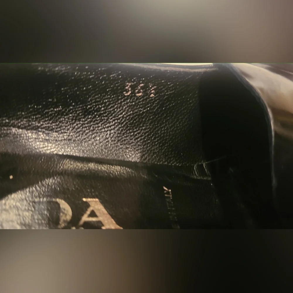 Elegant vintage Prada  Black Women's Heels